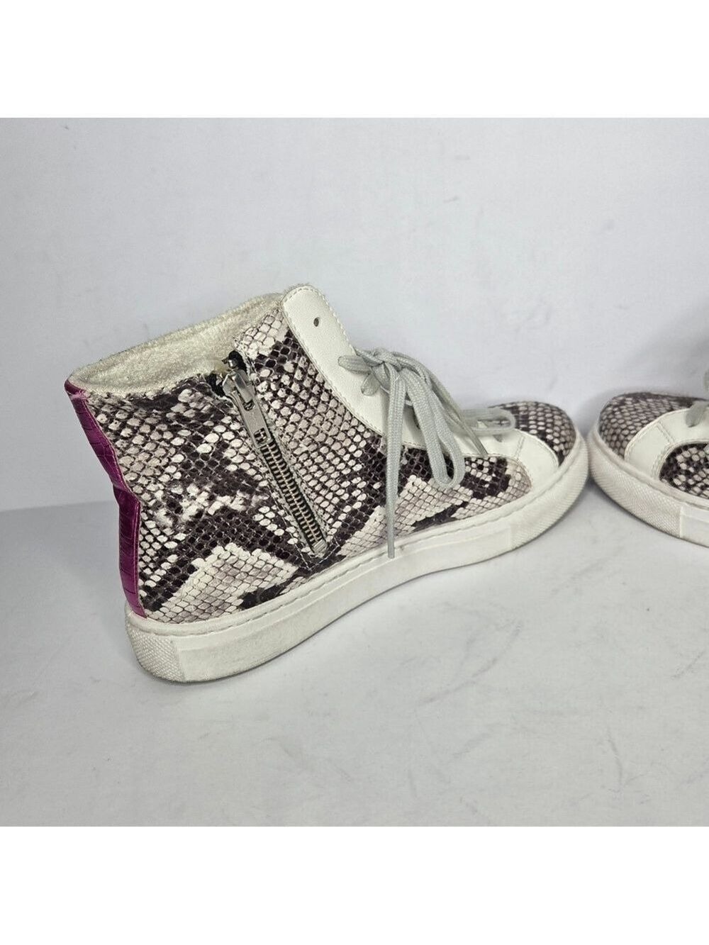 Steve Madden Jaren Snakeskin Star Lace High-Top Sneakers Women's Size 8.5 - Picture 6 of 11